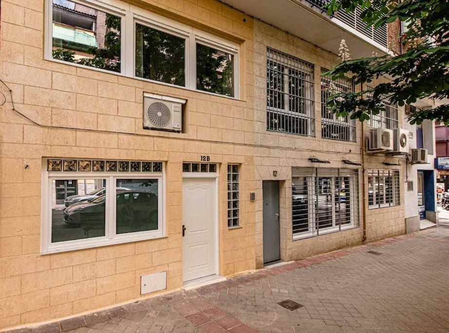 Cozy Duplex Apartment In Barrio De Salamanca - Heredia Madrid Exteriör bild